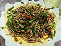 -洪霞餐馆