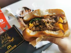 -麦当劳(百荣世贸商城店)
