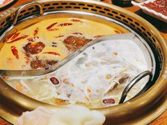 -渝都辣夫重庆老火锅(华新店)