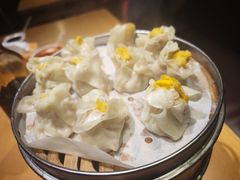 蛋黄鲜肉烧麦-真真鲜馄饨店(启蒙路店)