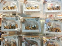 -名创优品(海珠乐峰广场店)