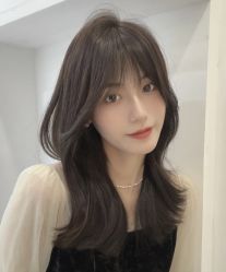 -丝语萱形象