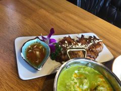 -暹罗酒肆泰餐厅酒吧