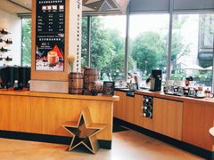 -星巴克臻选(杭州嘉里中心1F店)