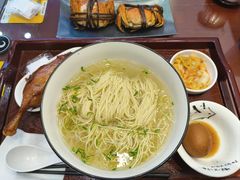 -百年老字号·观振兴蟹黄面·三虾面·苏式面(观前街富仁坊巷店)