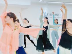 -佑宁舞蹈工作室
