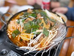 脊骨锅-亲昵春川鸡排(韩国美食街店)