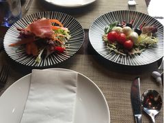 -YUE·6·西式融合餐厅(外滩六号店)
