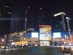 -百盛(万象城店)