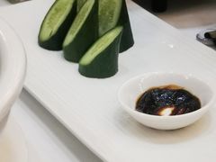 沾黄瓜-长沙世纪金源大饭店·金世纪中餐厅