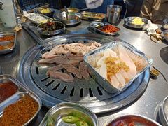 -哈哈碳都·牛肋条无限自助烤肉(台江万达店)