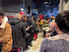 等位区-碎怂烤肉(钟楼柳巷店)