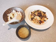 -半山腰·云南菜(侨福芳草地店)
