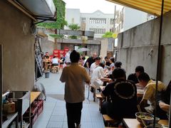 -沪西老弄堂面馆(定西路店)