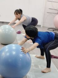 -爱尔乐美孕产瑜伽·普拉提