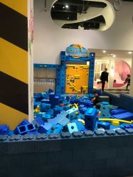 -MINI MARS KIDS CLUB亲子家庭中心(长宁天山店)