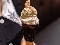 三球意式手工蛋筒-VENCHI 闻绮(广州太古汇店)