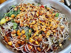 -周良天山牛杂城(天山路总店)