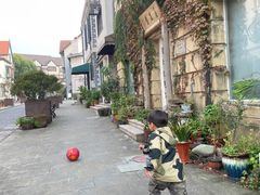 -钟书阁(松江泰晤士小镇店)