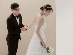 -挪娅婚纱摄影皇家会所