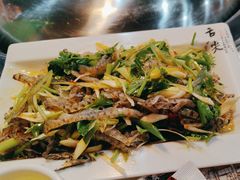 -哈尔滨烧烤·山河村铁锅炖(交大店)