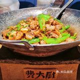 没有谁能拒绝湖南的🌶小炒肉！