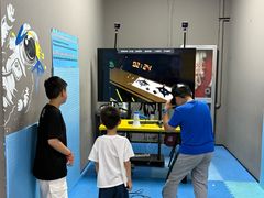-超时空蹦床团建·VR潮玩运动娱乐·生日派对游乐园(金桥店)