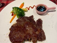 -又见马甲M8融合西餐厅(体育中心店)