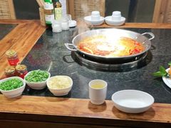 -好汉锅园林秘制老火锅 柴火霸王鸡(金沙店)