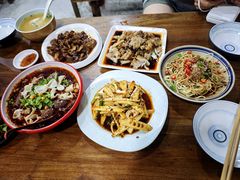 -朱大嘴肥肠血旺(福字街店)