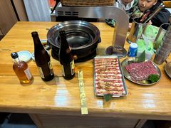 -汉城烤肉·黑金冠(华山路店)