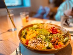 牛油果杏仁藜麦沙拉-幸薈飯堂