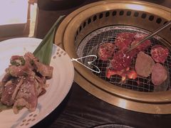 -山川小町·极番烧肉(新地假日广场店)