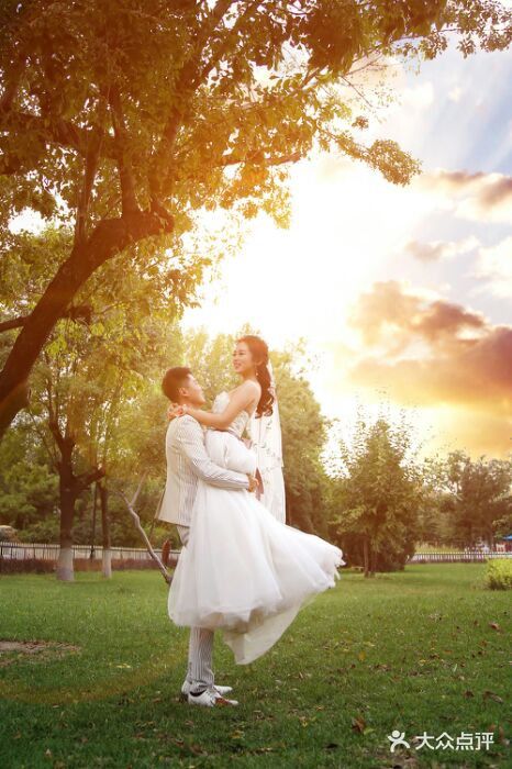 戛纳印象摄影(潮拍定制馆)android_upload_pic图片