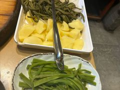 -万里闯关东铁锅炖菜馆(高新旗舰店)