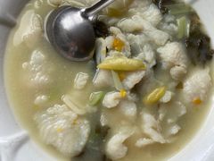 酸菜鱼-肘子酥(王顶堤店)