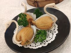 天鹅榴莲酥-龙的酒楼·手工早茶·顺德菜(近良路店)