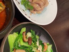 -古都历食南京菜·烤鸭·鸭血粉丝·汤包(南京博物院店)