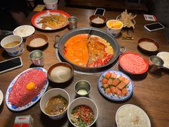 -萍姐火锅·公路夜市(武汉首店)