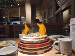 -蜜桃餐厅·伴山(湖滨商业街店)