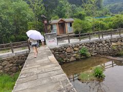 -梅岭月亮湾山体公园