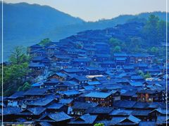 -富正毅三下锅·湘西韵味(天门山索道店)