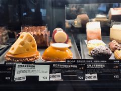 -星巴克(七宝领展广场1F店)