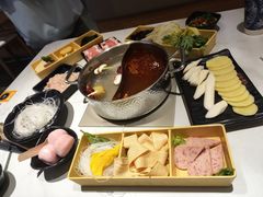 -呷哺呷哺 黄金牧场 (新中关购物中心店)