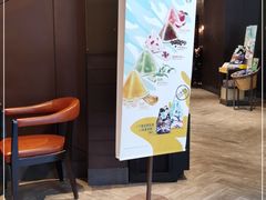 -星巴克臻选(南京金茂览秀城店)