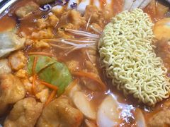 韩式鸡肉火锅-欧巴来了韩式料理