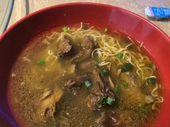 -滋味满屋美食坊(上海街店)