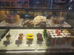 面包甜点陈列柜-嘉定凯悦·咖啡厅