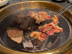 -韩白山·朝鲜族烤牛肉·酱蟹(长宁龙之梦店)