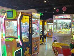 -奇奇乐园(上海仲盛世界商城店)